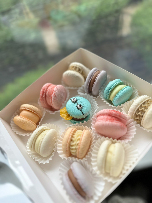 Assorted Macaron Delight: 12-Pack Featuring 3 Exciting Flavors